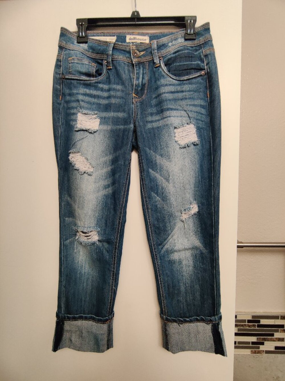 Dollhouse Dark Wash Distressed Roll-Up Skinny Capri Jeans Jr. Size 5